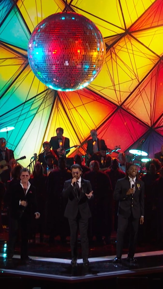 In one of the most incredible musical reinventions ever, "Disco Queen" Gloria Gaynor released her Grammy-winning gospel album Testimony (2019), earning Best Roots Gospel Album at the 62nd Grammys. At the 48th Kennedy Center Honors, Jason Crabb, Mike Farris, and Chris Blue delivered an electrifying medley of “Precious Lord” and “Talkin’ ‘Bout Jesus” from that record. Don't miss the full star-studded broadcast tomorrow at 8 PM ET/PT on CBS and Paramount+.