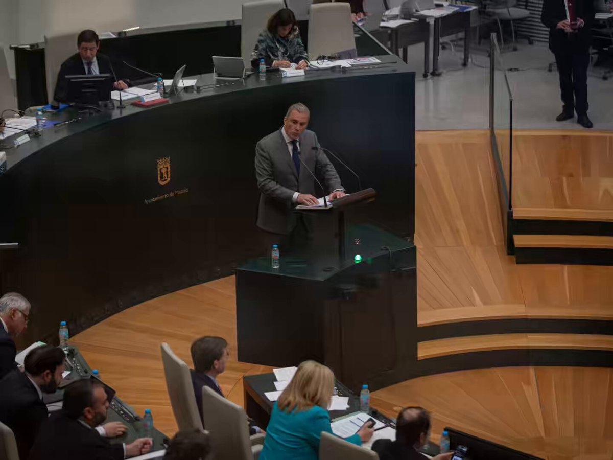 🔴 #ÚLTIMAHORA | El trilero Almeida NIEGA a los madrileños una justa y debida indemnización tras haberles obligado a achatarrar sus vehículos. 👏 Javier Ortega Smith