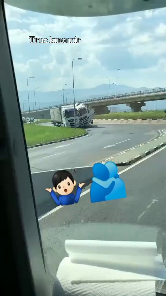 Ben biraz deli yatarım