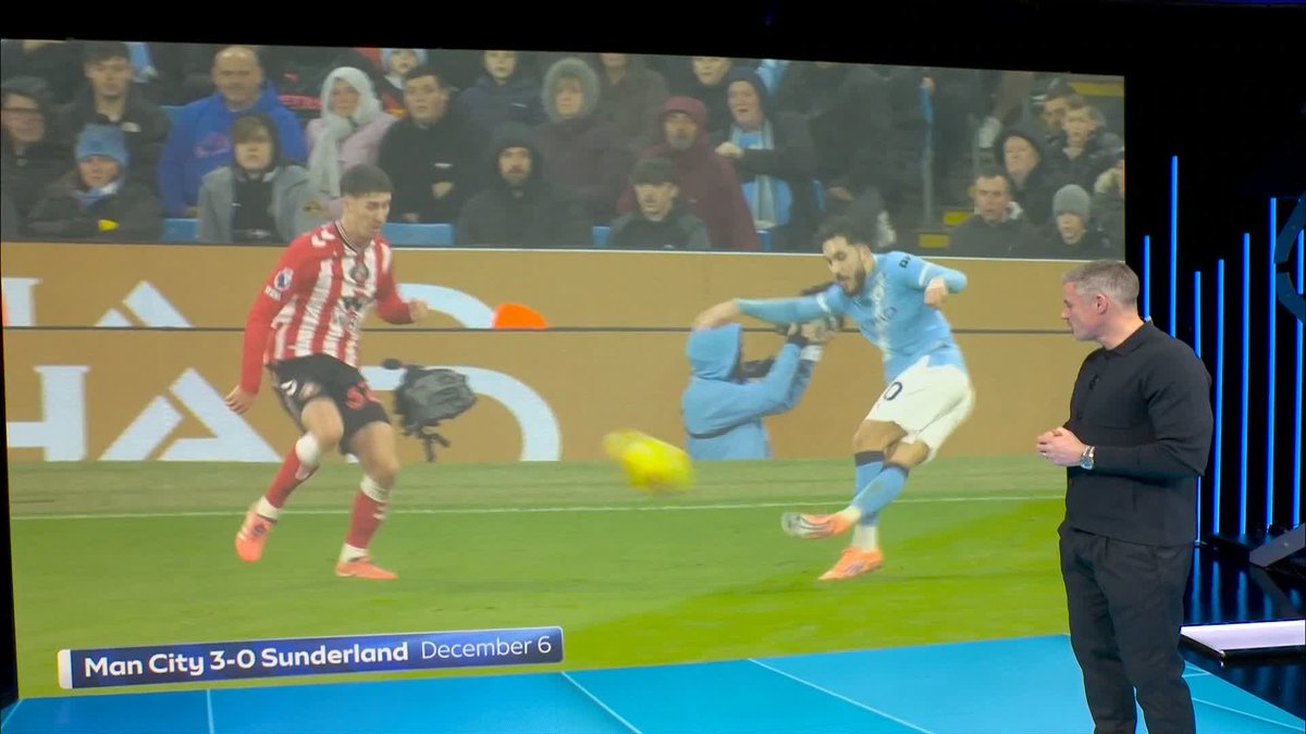 "Maybe this guy's the throwback, the maverick!" 💫 Just how impressive has Rayan Cherki been for Man City this season? 😮‍💨