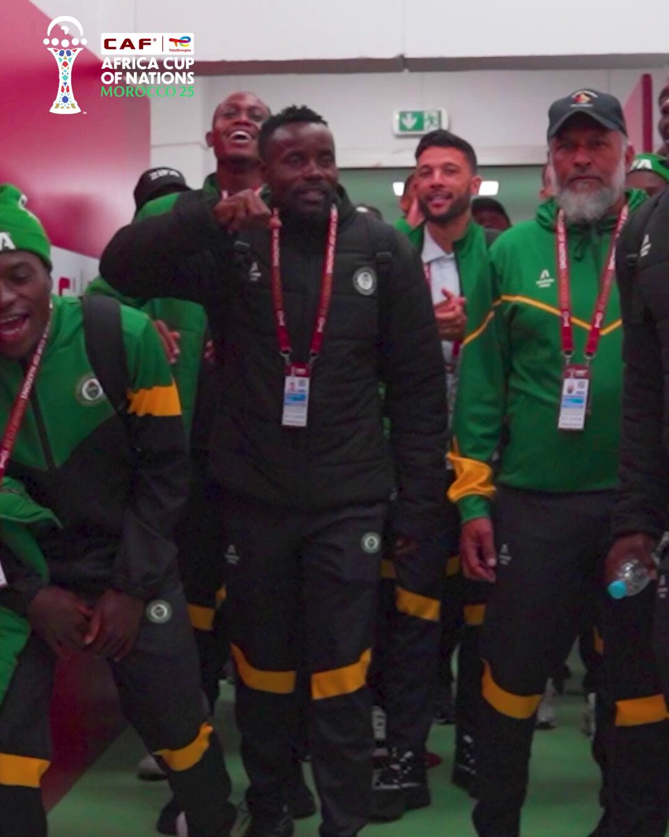 𝗟’𝗔𝗥𝗥𝗜𝗩𝗘́𝗘 𝗗𝗘𝗦 𝗝𝗢𝗨𝗘𝗨𝗥𝗦 𝗭𝗜𝗠𝗕𝗔𝗕𝗪𝗘́𝗘𝗡𝗦 🇿🇼 𝗔𝗩𝗔𝗡𝗧 𝗗’𝗔𝗙𝗙𝗥𝗢𝗡𝗧𝗘𝗥 𝗟’𝗘́𝗚𝗬𝗣𝗧𝗘 🇪🇬. 🥳 L’AMBIANCE !!! 🤩