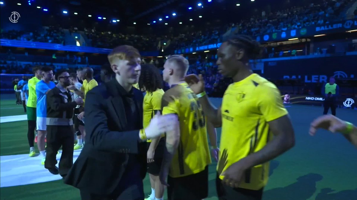 Awkward scenes 👀 No handshake from Angry Ginge for ex-Yanited man Razzaq Coleman...