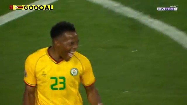 💫 Contrôle orienté + frappe enchainée Prince Dube surprend l'Egypte avec un but de très grande classe pour le Zimbabwe !