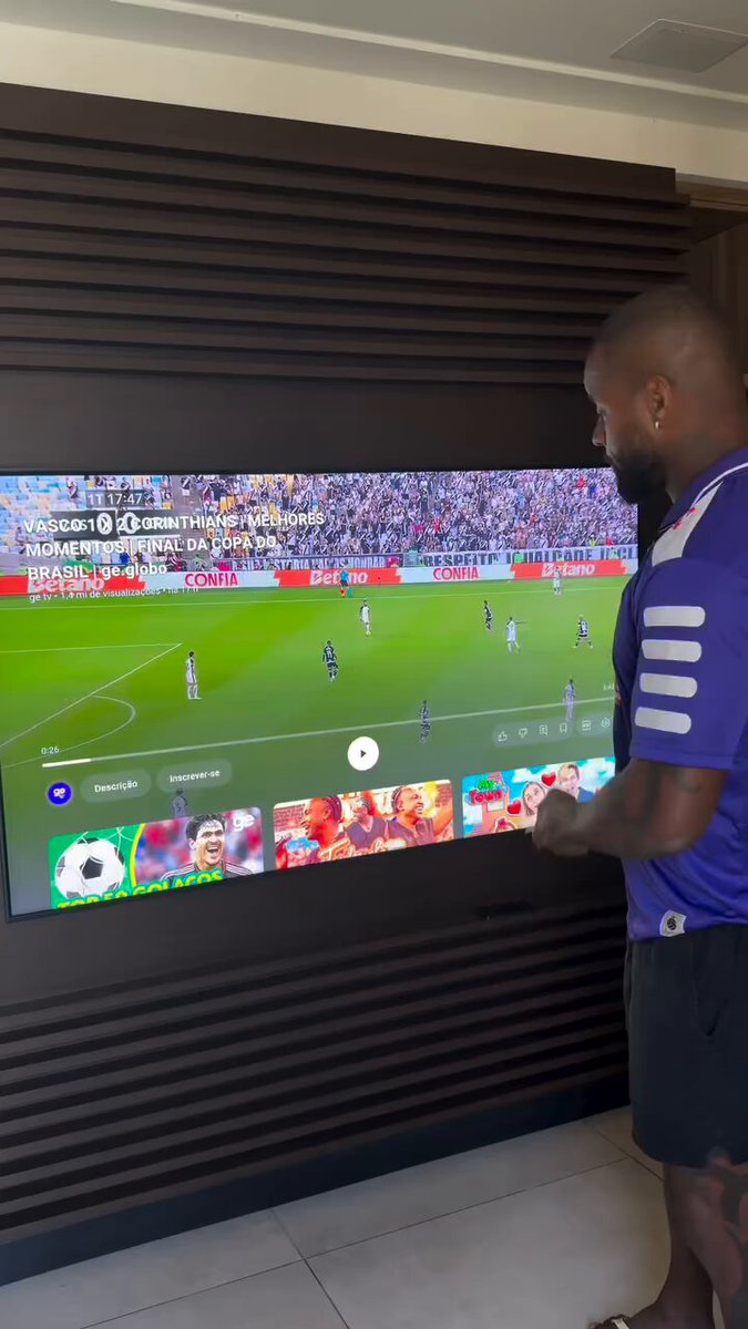 👀 O zagueiro Dedé fez um vídeo bem didático apontado falhas de posicionamento de Carlos Cuesta e de Robert Renan no 1°e 2°gol do Corinthians, respectivamente. Confira: