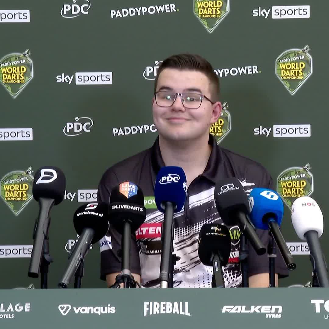🗣️ "This Christmas is going to be the best one of my life so far!" Gian van Veen is all smiles after his monstrous 108+ performance against Alan Soutar confirms he will return to Alexandra Palace after Christmas for Round Three 😄 📺 #WCDarts | R2