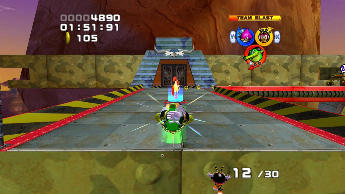 I've been having such a pleasant peaceful time playing through Team Chaotix recently :)