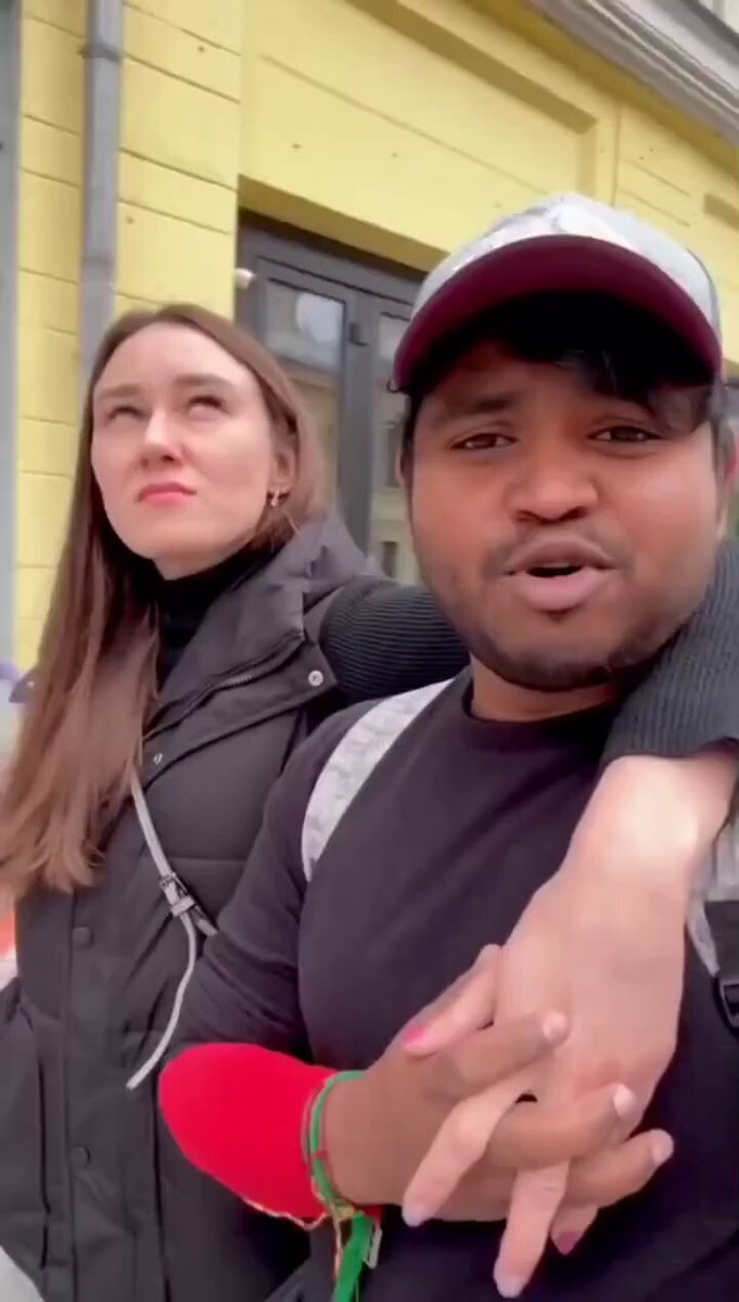 Another video of Indians "filling the vacancies" left by Russian men who have gone on a one way trip to Ukraine. Vid &amp; translation via Anton Gerashchenko