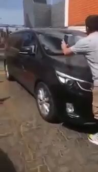 Sebastián Izquierdo Se te agrandó el corazón de nuevo, Sebita? 5 años estuviste escondido después que te encararon en Peñaflor, no se te olvide.