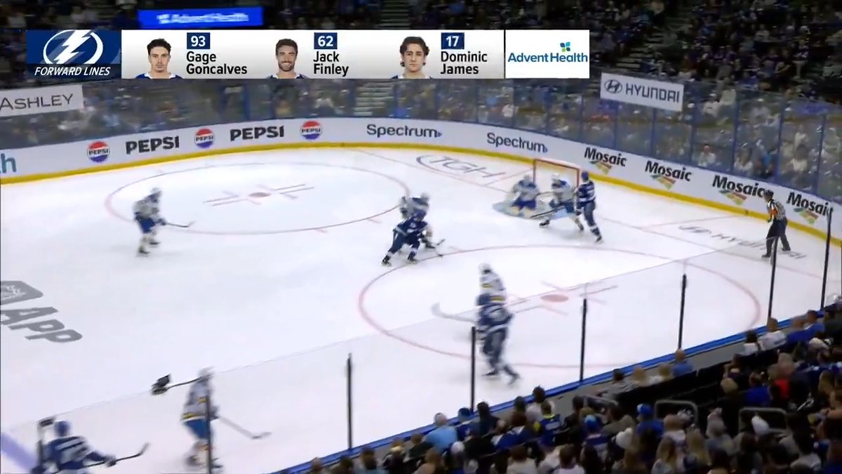 LIGHTNING STRIKE QUICK ⚡️ The Tampa Bay Lightning have the lead just 21 seconds into the game!
