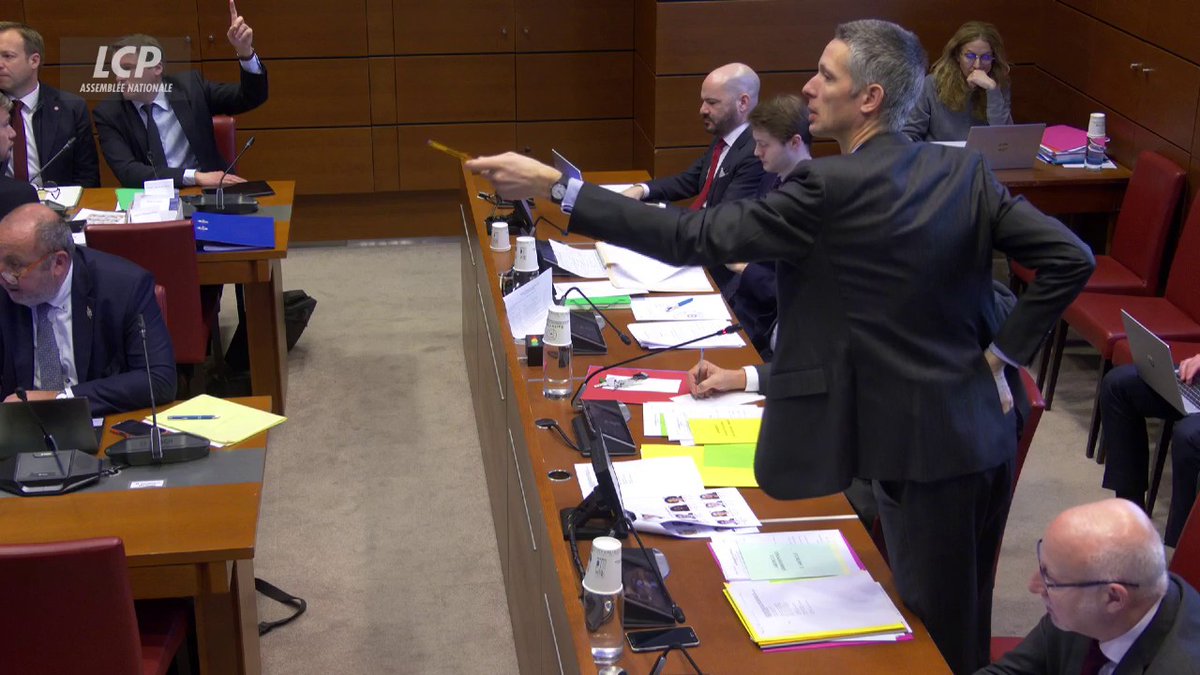 L'amendement d'Eric Coquerel, qui vise à indexer sur l’inflation, soit à hauteur de 1%, les tranches du barème de l’impôt sur le revenu, est adopté. #DirectAN