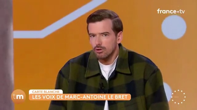 😂📣 Marc-Antoine Le Bret prend la voix de Pascal Praud pour rendre hommage à l'homme ayant désarmé un terroriste de l'attentat de Sydney. #Telematin