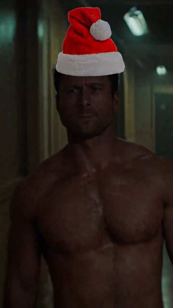 Give the gift of Glen Powell this holiday. 🎅 #RunningManMovie