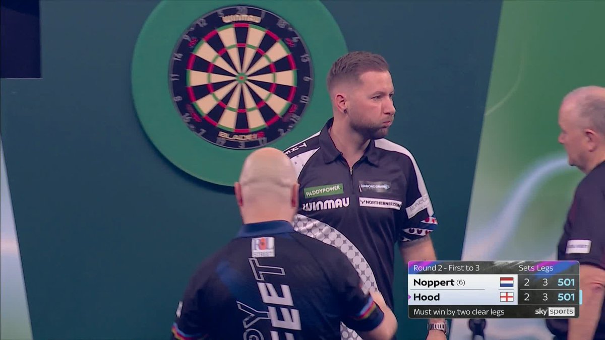 A CRUCIAL moment for a 157 checkout from Danny Noppert 😱