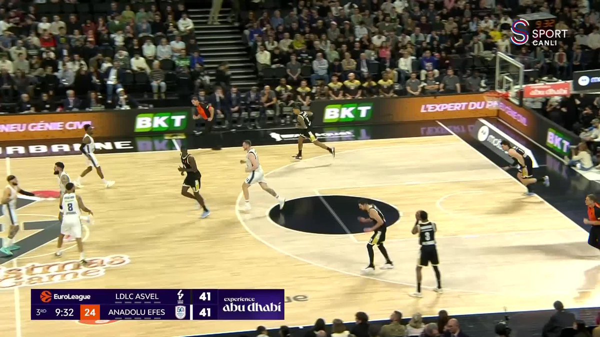 Devreden sayıyla dönüyor Anadolu Efes. 🗑️
