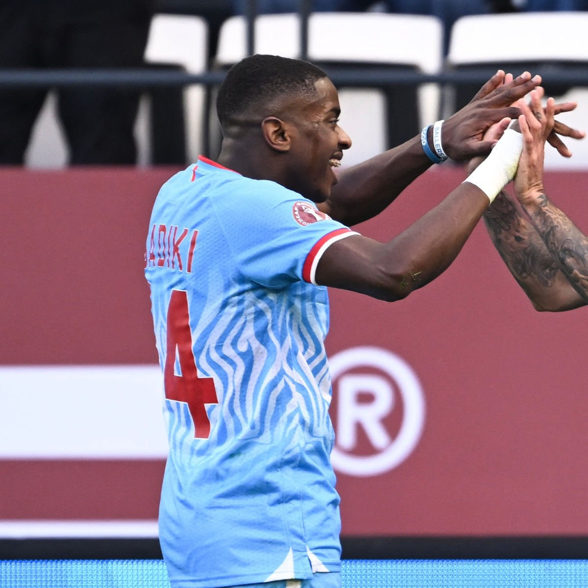 La fulgurance des jambes de Noah Sadiki lui a valu le Geste du Jour ! 🇨🇩⚡ #TotalEnergiesAFCON2025 | Rexona NG