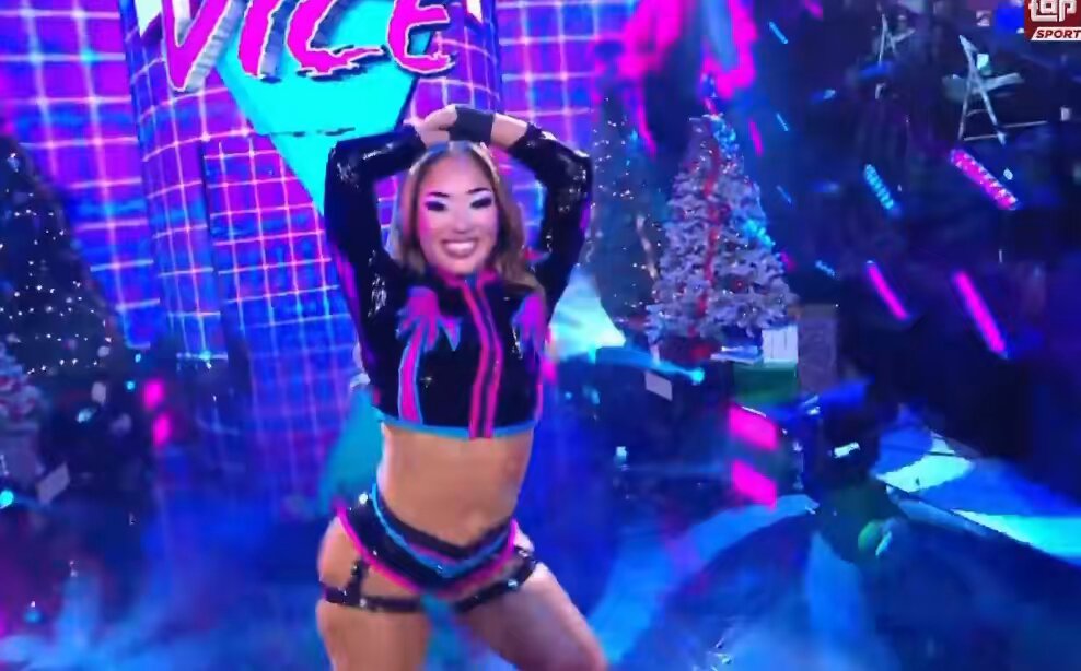 LOLA VICE HAS ARRIVED TO KICK OF CHRISTMAS NXT 🔥 #WWENXT