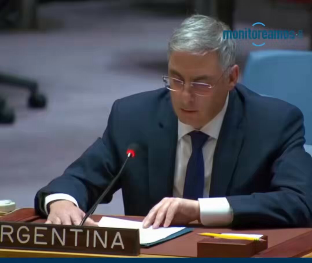 🚨| ÚLTIMA HORA: Argentina reafirma ante el Consejo de Seguridad de la ONU su apoyo a la presión de EE.UU. contra Maduro para liberar al pueblo venezolano y exige la liberación de los presos políticos, entre ellos Nahuel Gallo. 🇦🇷🇻🇪