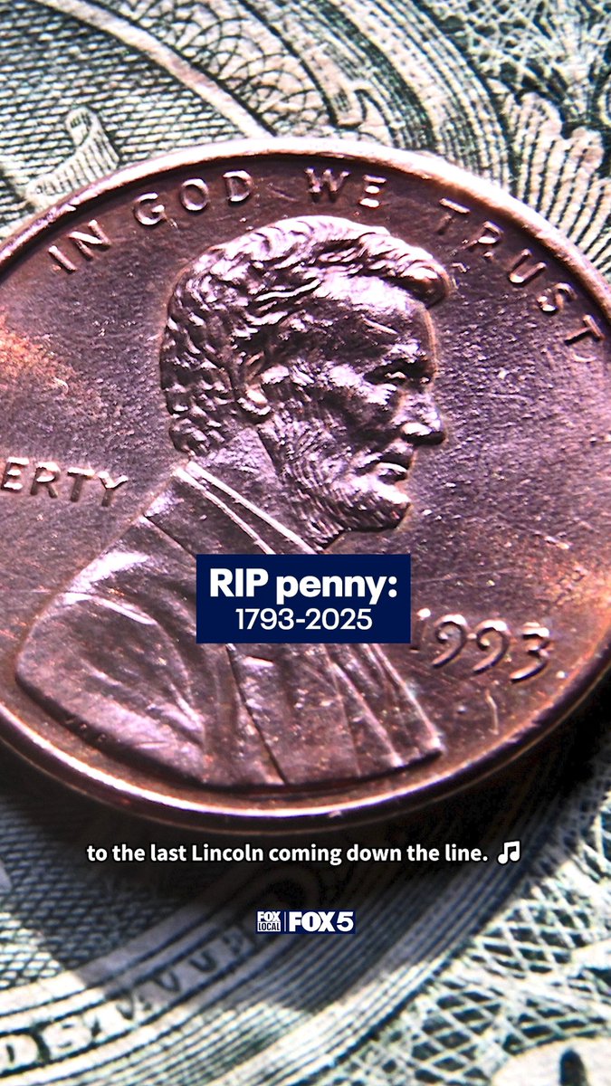 米国1セント硬貨(ペニー)の生産と新規流通が2025年に終了したことを受けて、リンカーン記念堂で追悼式が執り行われた 1793年に初生産されたが、近年、生産コストが硬貨価値を超え、年間数億ドルの損失を生んでいたため、トランプ大統領の指示で、11月12日に生産終了した