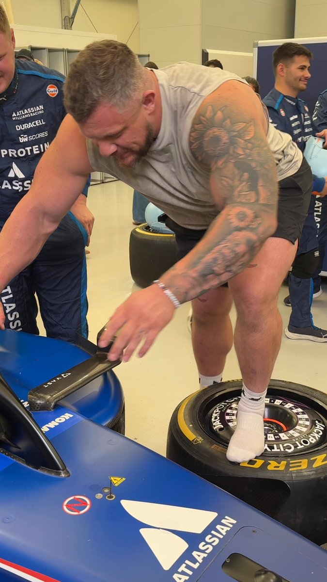 The world's strongest brothers 🤝 F1 car 💪🏎️