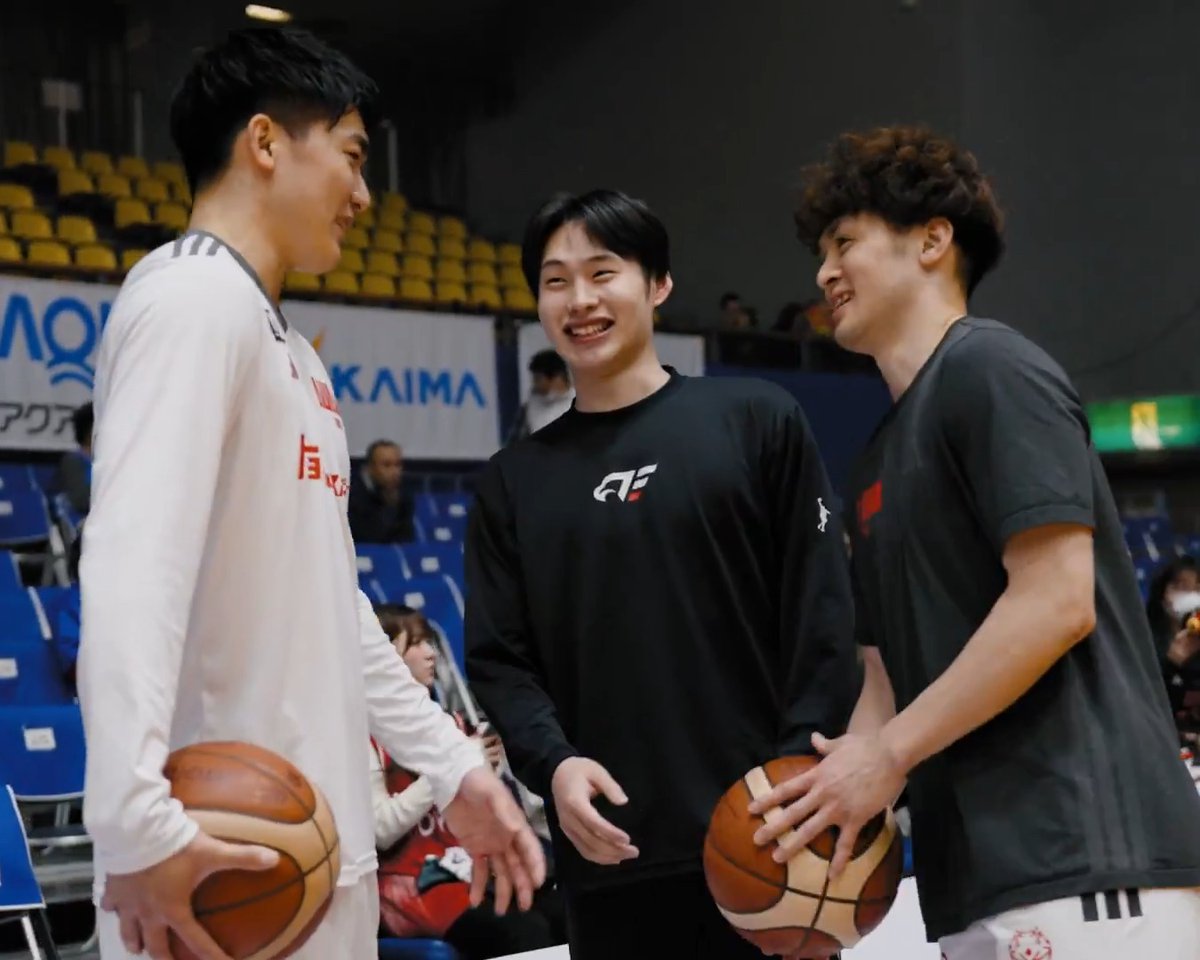 久々の再会🙌 3年前に特別指定選手として加入した宇都宮陸選手が挨拶に来てくれました🤝 #アルバルク東京 #GRITUP #Bリーグ