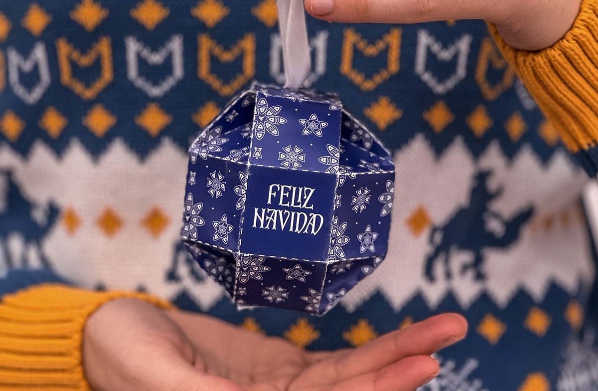 💫 Este año ha sido posible gracias a todos vosotros. Desde el club, junto a nuestros UCAM Stars, queremos desearos una feliz Navidad y unas felices fiestas. Disfrutad de estos días con vuestros seres queridos y cuidaos mucho 💙