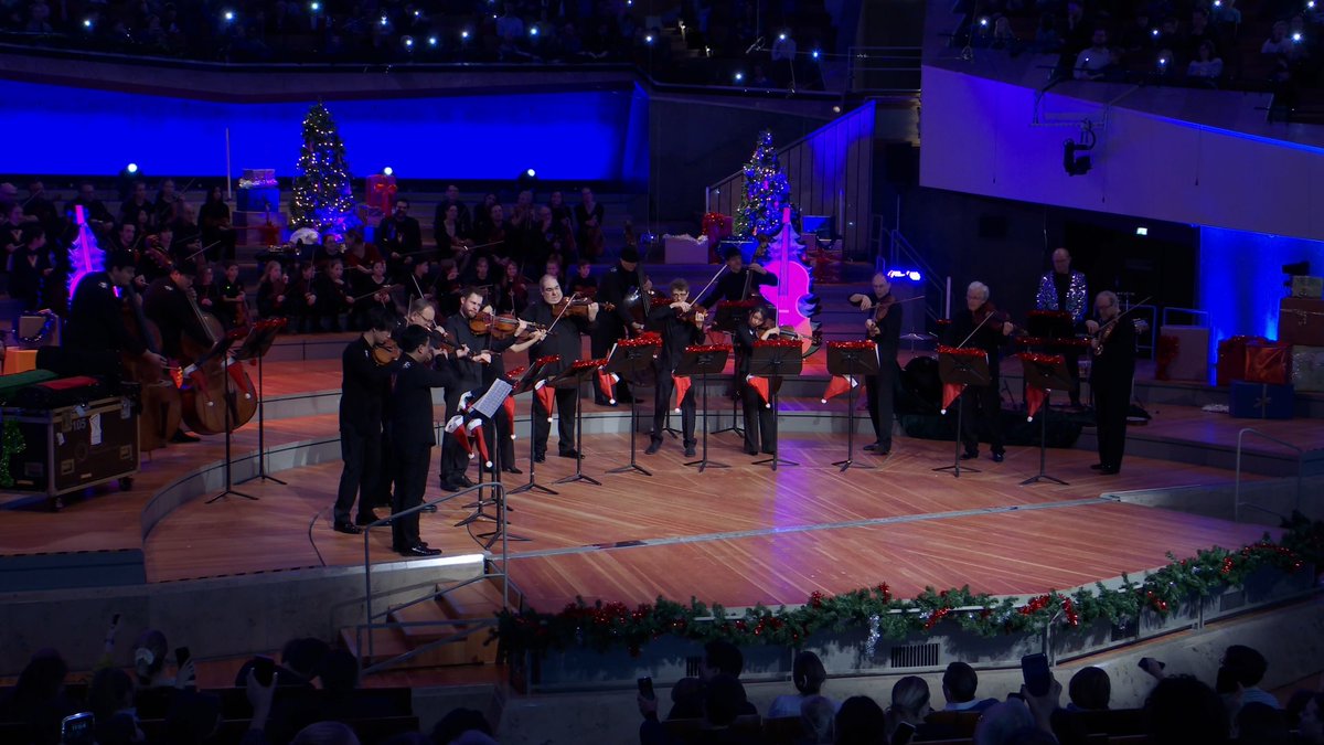 🎄✨🎶メリークリスマス！音楽とともに、素敵なクリスマスを。