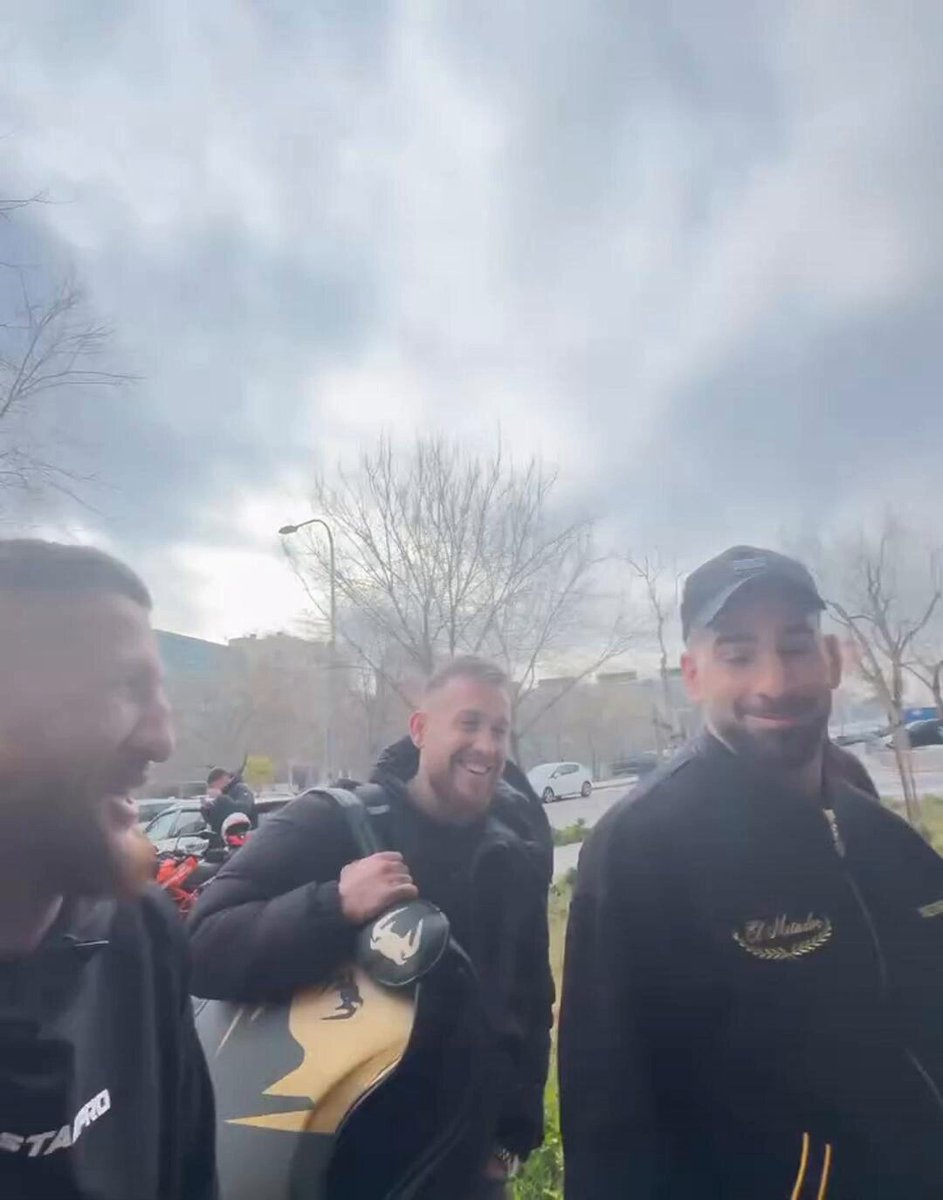 "Ilia doesn’t have friends when he’s in training." 🥶 Omar Montes to Merab (Via Merab “The Machine” Dvalishvili )