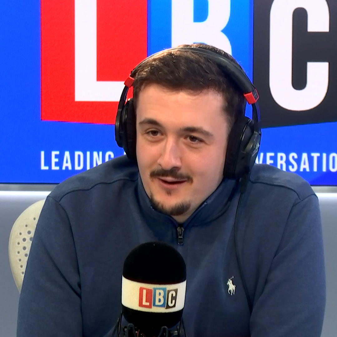 'They're heroes for working on Christmas? What a load of rubbish!' Caller Nick thinks we should take 'NHS workers off pedestals', much to the shock of Henry Riley and the dismay of other listeners.