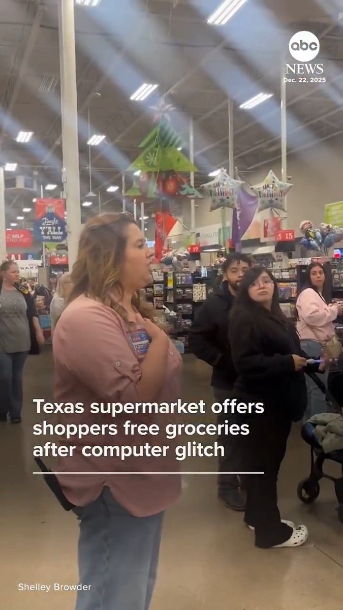 "We hope every one of you have a very merry Christmas and continue to shop with us." Christmas came early for some shoppers at an H-E-B supermarket in Texas. The store offered everyone in line free groceries after a computer glitch shut down the registers.