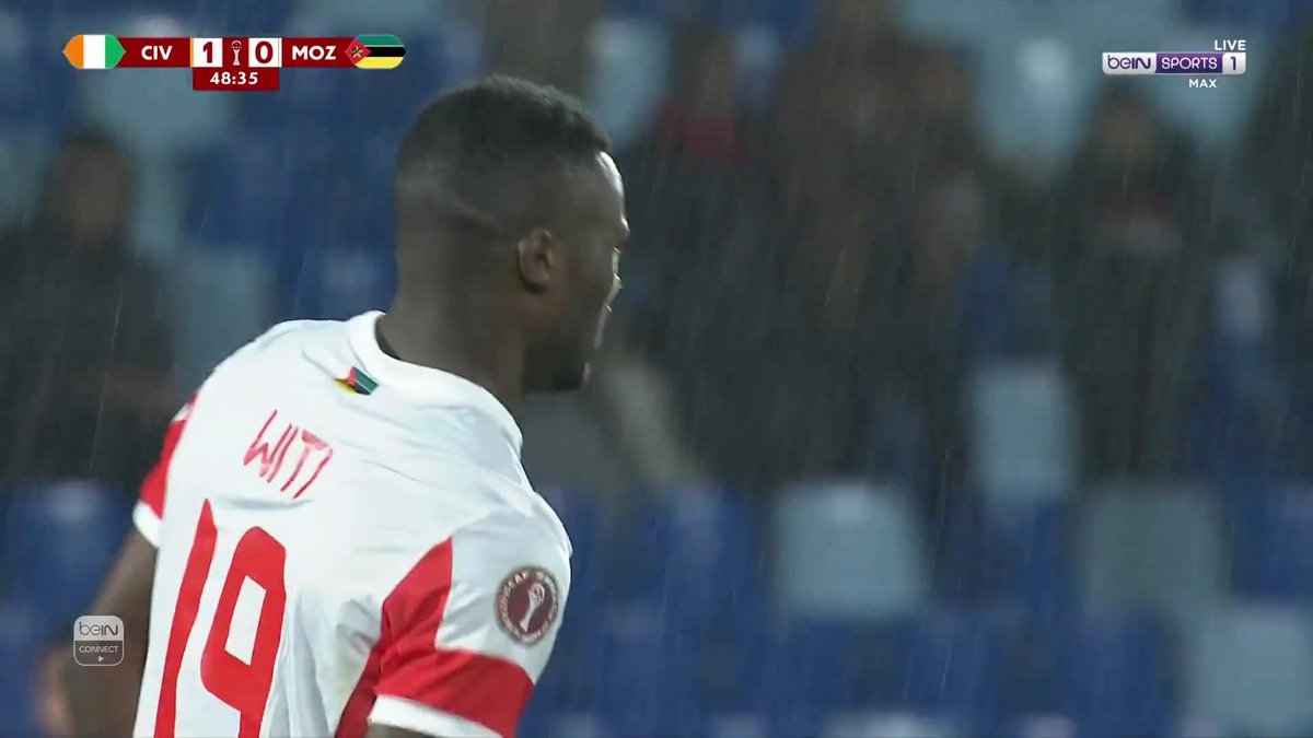أماد ديالو نجم مانشستر يونايتد يسجل بطريقة رائعة في شباك موزمبيق 🔴🌟