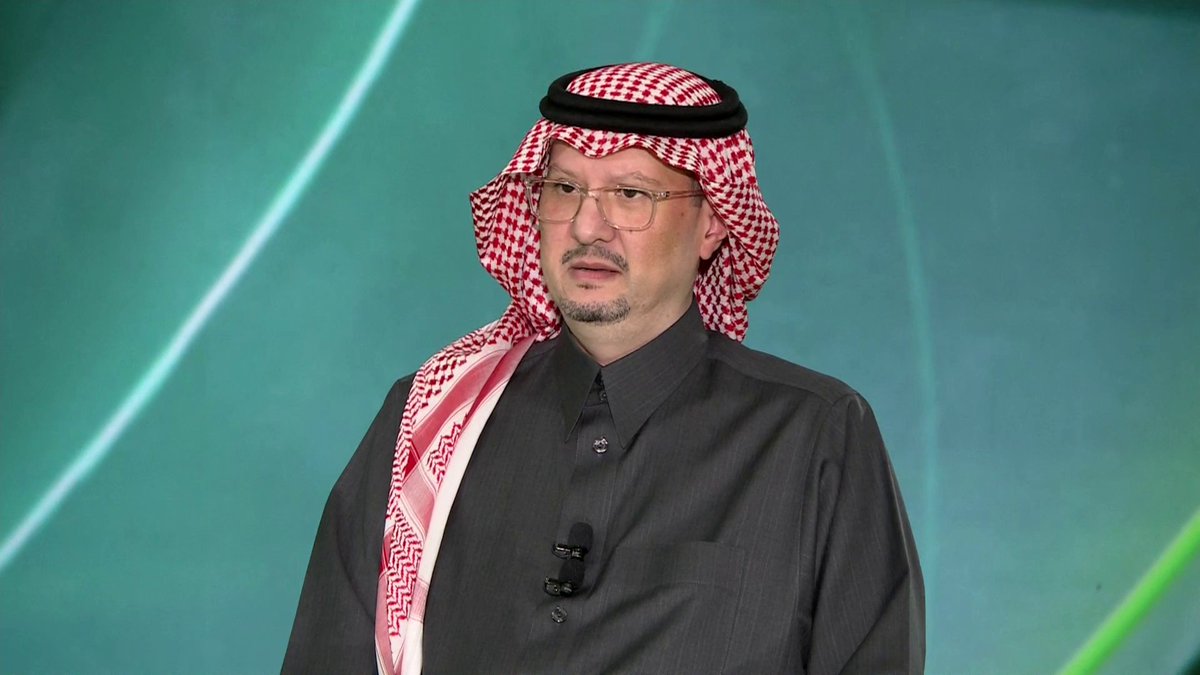 الأمير #فيصل_بن_تركي لـ #في_المرمى: أنا ما أدري هو إعلامي أصلاً ويصير إعلامي سبحان الله إن كان لاعب ما درس الإعلام أو مارسه وفجأة يصير إعلامي ومحلل 📺 شاهدوا الحلقة الكاملة من هنا:
