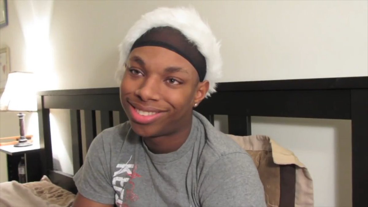 today, we celebrate 13 years and 100 million views of my most viral (youtube) video, ghetto christmas carols. it too often slips my mind just how far i’ve walked so the internet could run, but y’all never fail to remind me this time of year. thank you 🎄💛✨
