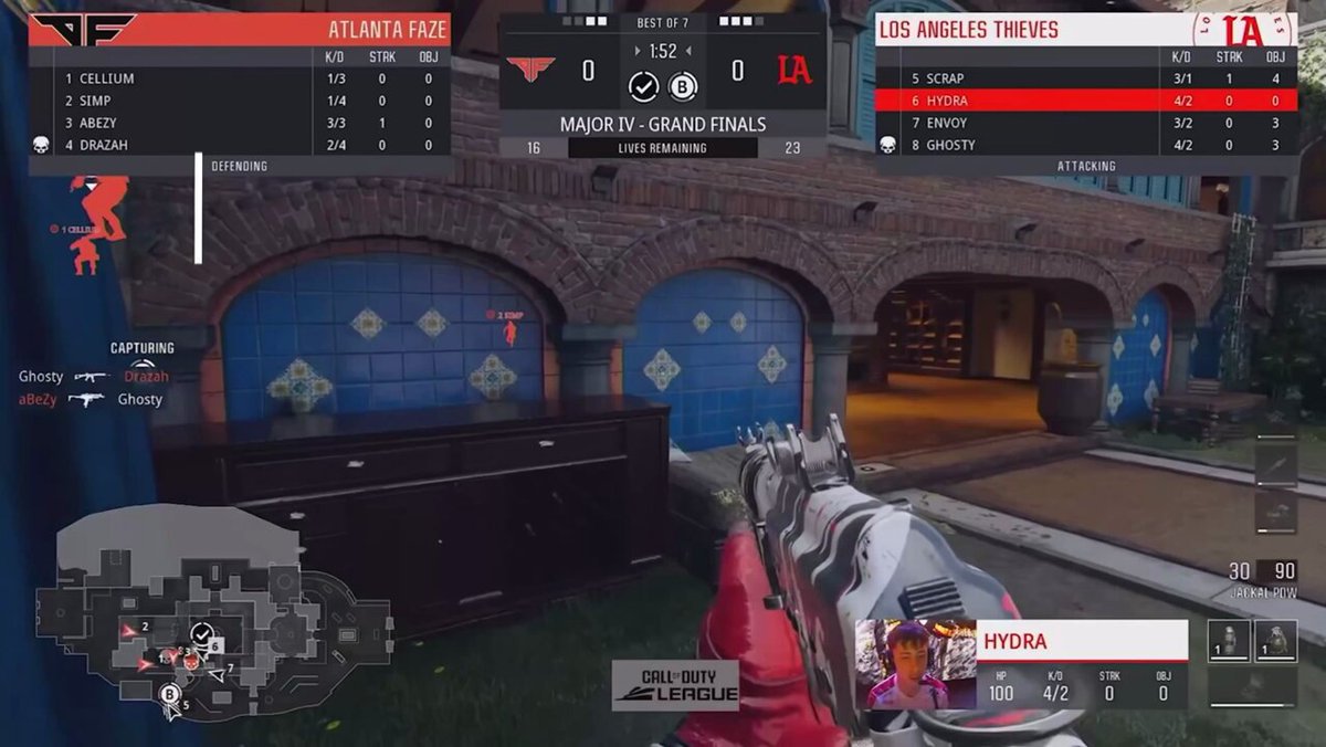 BO6 throwback. Which superstar SMG had the better 4 piece: HyDra or Shotzzy?