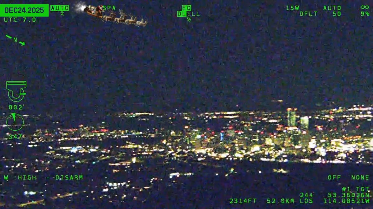 LIVE: Santa Spotted This is no drill…AIR1 just reported they’ve got eyes on Santa’s sleigh flying over Edmonton! The crew is making sure the skies stay clear so the big guy can deliver those gifts. From all of us at the Edmonton Police Service, Merry Christmas!