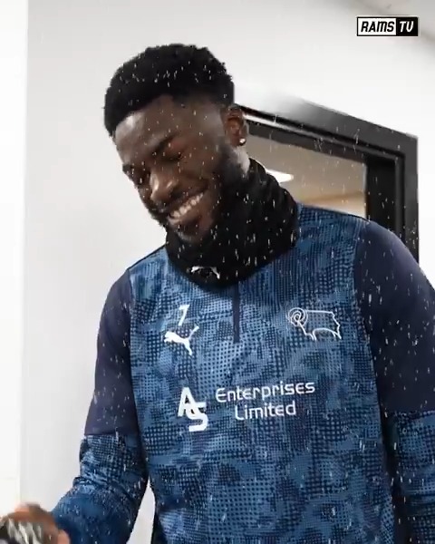 Season's greetings from the Derby County family. 📢🖤 Enjoy, Rams! 😁