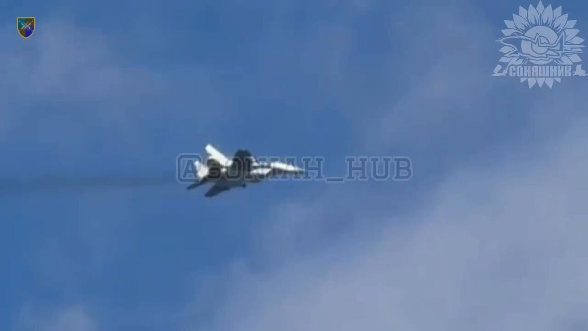 ❗️🇺🇦✈️🇷🇺 In the Kherson region, on the left bank, Russian surveillance and forward observation positions were precisely struck and destroyed using 250-kg AASM-HAMMER high-explosive glide bombs released from Ukrainian Air Force MiG-29MU1 fighter jets. The strikes were carried out with high accuracy, resulting in the complete neutralization of the identified targets. See the latest updates with us: NSTRIKE