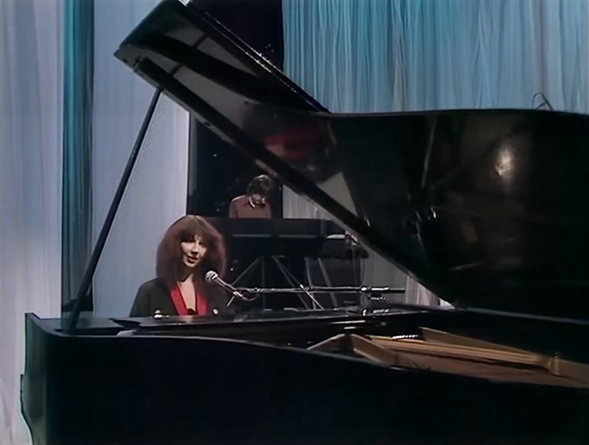 Kate Bush - December Will Be Magic Again
