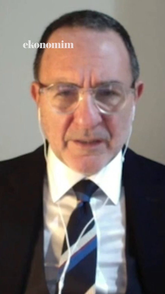 📍Prof. Dr. Emre Alkin ( emre alkin ) : 🗣️“Amerika’nın Ulusal Güvenlik Belgesi açıklandıktan sonra anladım ki ekonomi yönetiminin 2026 içerisinde bir yere gitme durumu yok. Gitmeyecek, kalacak. Çünkü yabancı basın organları ekonomi yönetimini ayağa kalkıp alkışlıyor. Şuan Türkiye’de 6 milyonluk bir araba alınırken 4 milyon 320 bin TL’sinin vergi olmasını, cep telefonu satın alırken yarısından fazlasının vergi olmasını, insanların açlık sınırı altında asgari ücretle çalışmasını alkışlayan bir yatırımcı kitlesi var. "