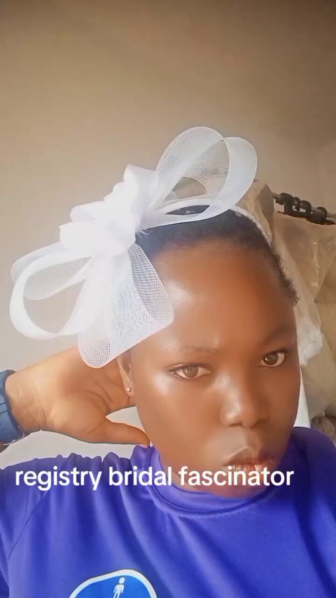 My camera is bad but my phone is more terrible. Nevertheless we keep pushing, merry Christmas from unique bridals and events. Registry fascinator available 5,500. #MerryChristmas2025