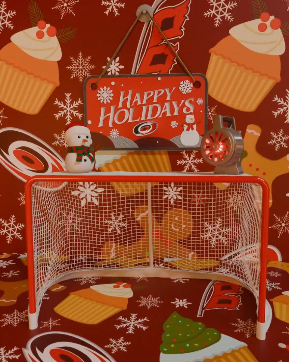 This one rings a bell 🔔 Wishing y'all a very Merry Christmas!