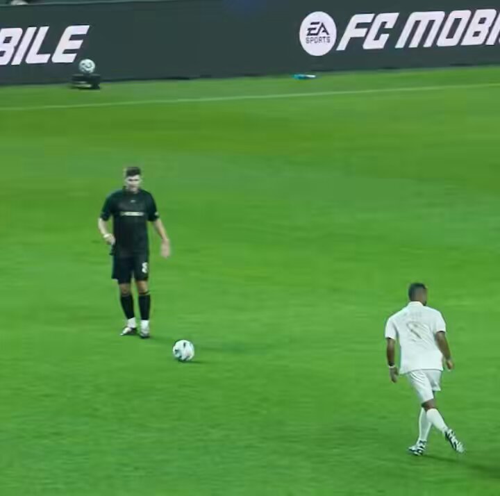 Watching this on loop. He’s still got the art in him, hasn't he? Describe this man in ONE word. 👇