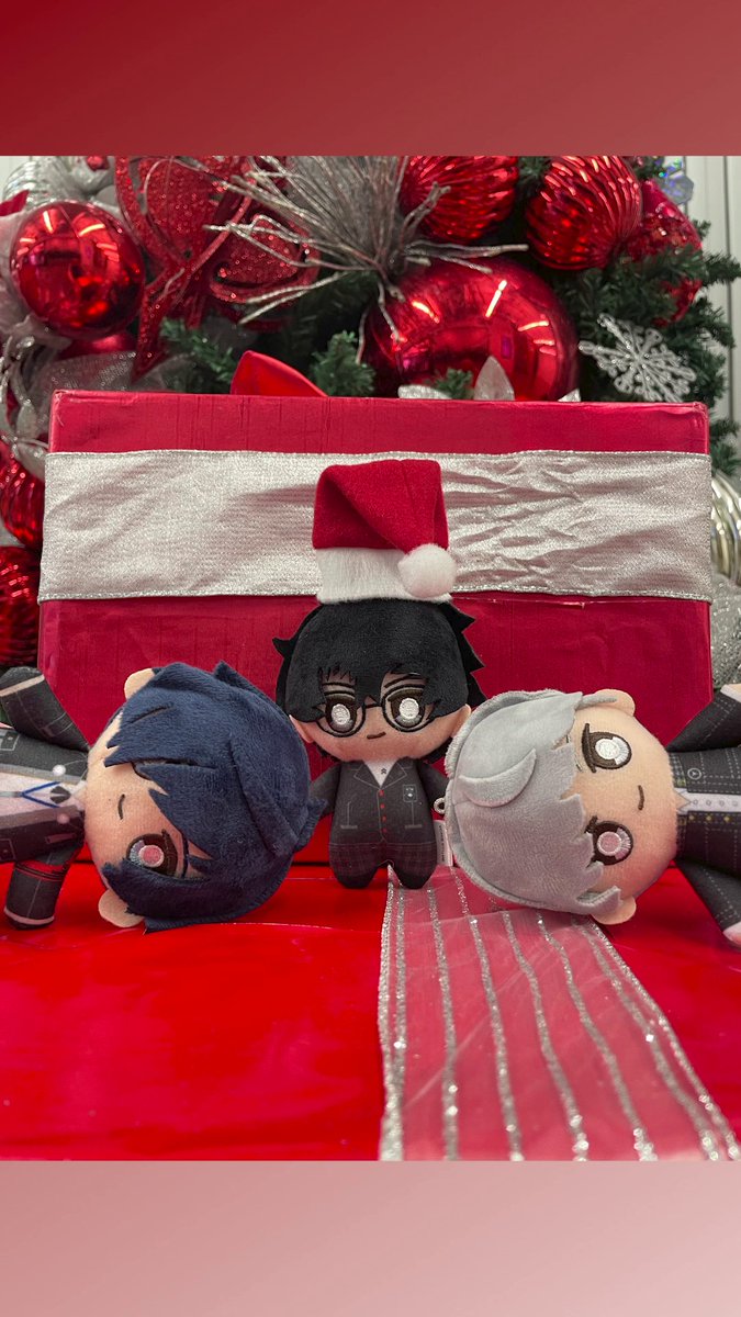 wishing all our hee homies a very happy hee-ho-lidays ❤️❄️
