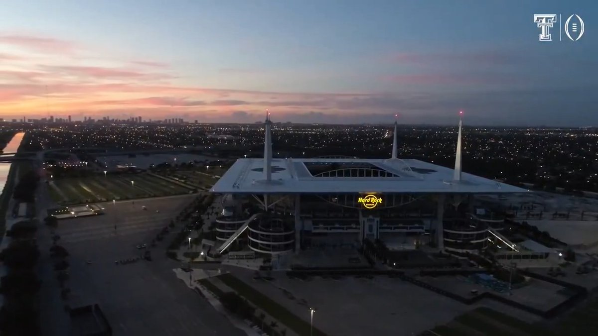 Merry Christmas, Red Raiders. We're exactly one week away. #WreckEm | Capital One Orange Bowl