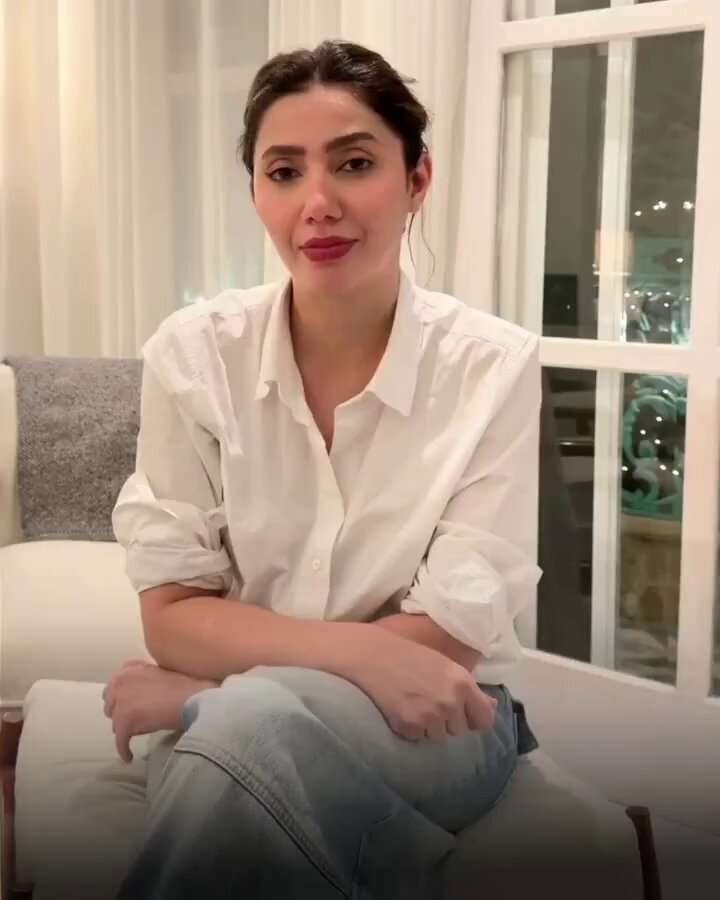 Afghan people have been living in 🇵🇰 for many decades and many were born here. Today, they are facing fear &amp; uncertainty, especially women &amp; children. They need protection, dignity &amp; safety.” - Mahira Khan, #UNHCR Goodwill Ambassador, speaking out in support of #AfghanRefugees
