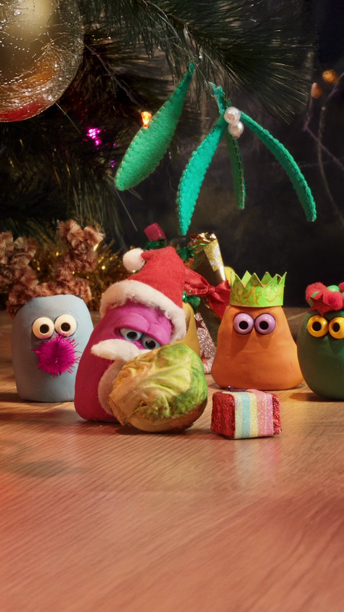 Sprouts don't have to be scary 🫣 Merry Christmas from Aardman ❤️ #Christmas #Aardman