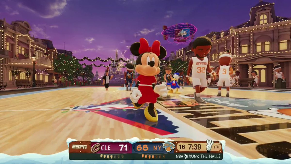 MINNIE MOUSE TAKES THE CHARGE 💪 🎄 Dunk the Halls | ESPN2, Disney+, Disney Channel, Disney XD and the ESPN App