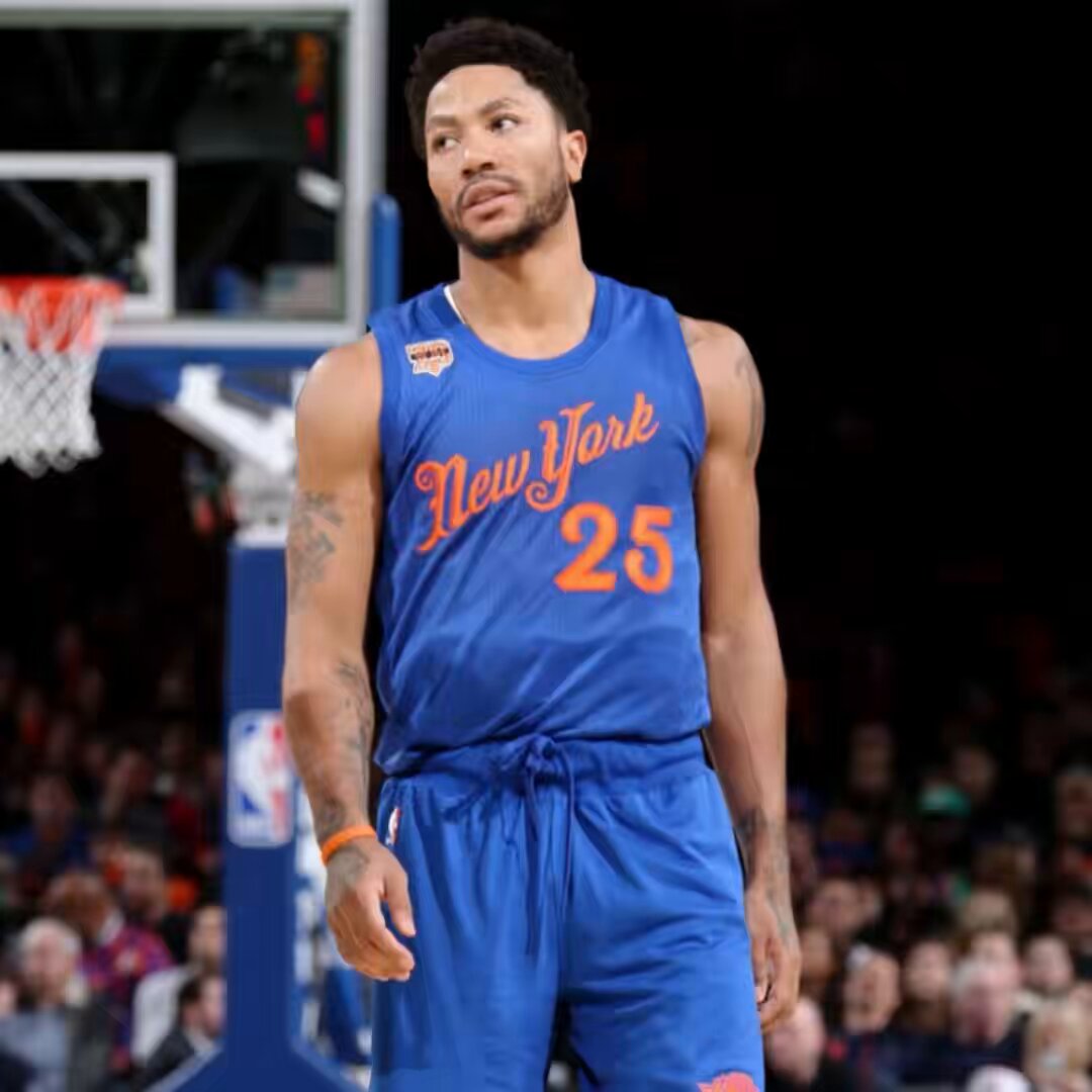 Derrick Rose finished with 25 points against the Celtics on Christmas Day! (2016) 25 PTS 5 REB 3 AST 53% FG (10/19) 83% FT (5/6)