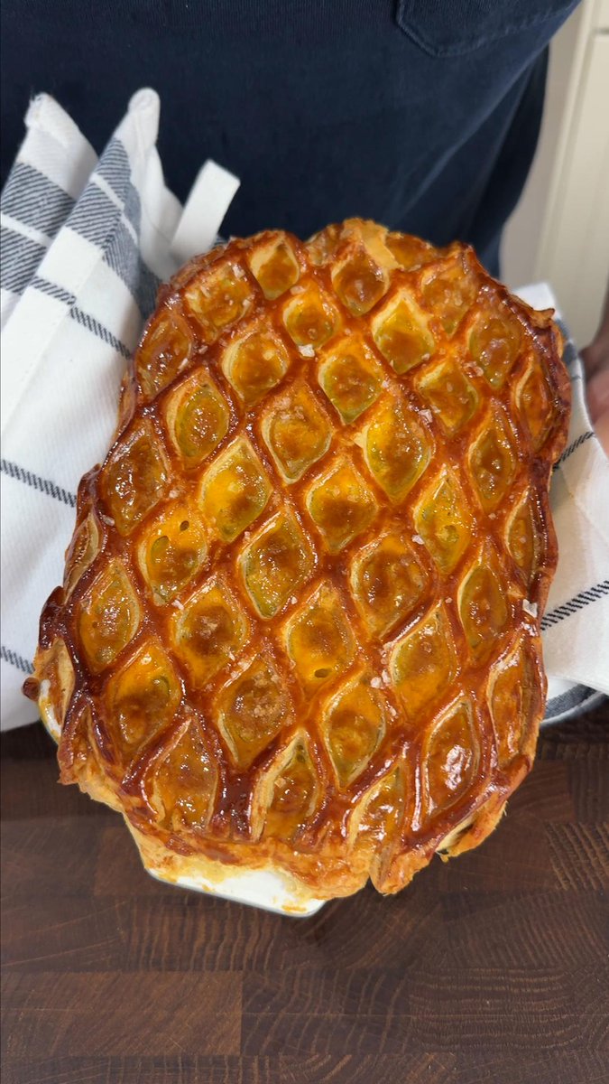 Christmas Leftover Pie 🥧🎄🎅 #Christmas #PieRecipes #Tasty #Foodie #Recipes
