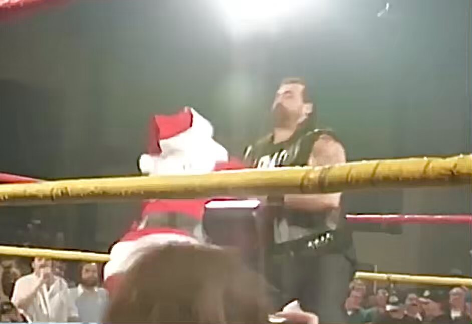 Pro Wrestling Santa Abuse Supercut 🤜💥🎅💀🪱sound on🪱💀🎅💥🤛