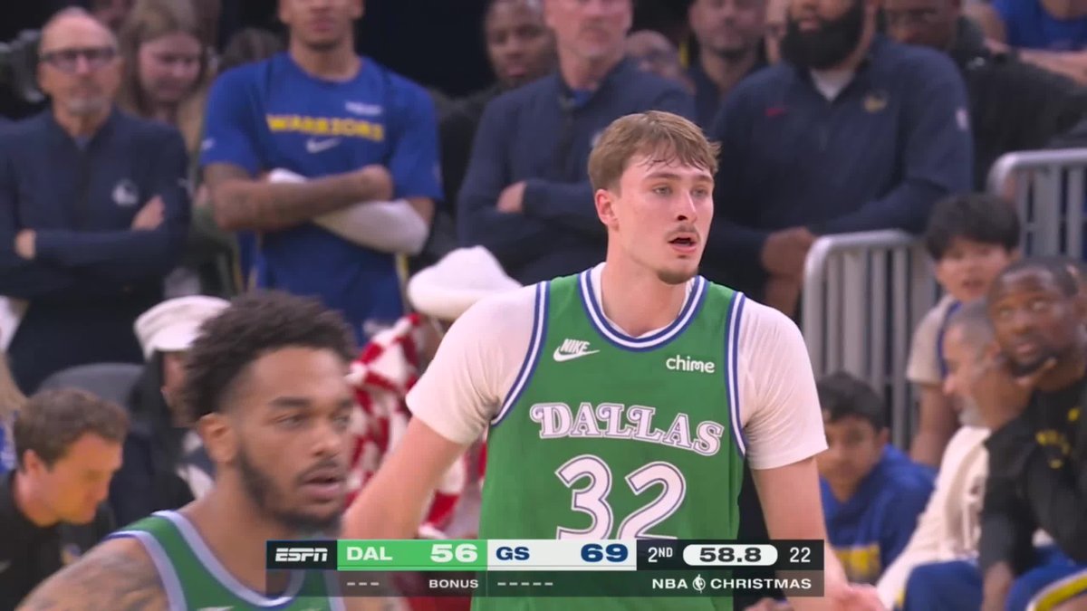 Cooper Flagg making an early impact in his NBA Christmas debut 🔥